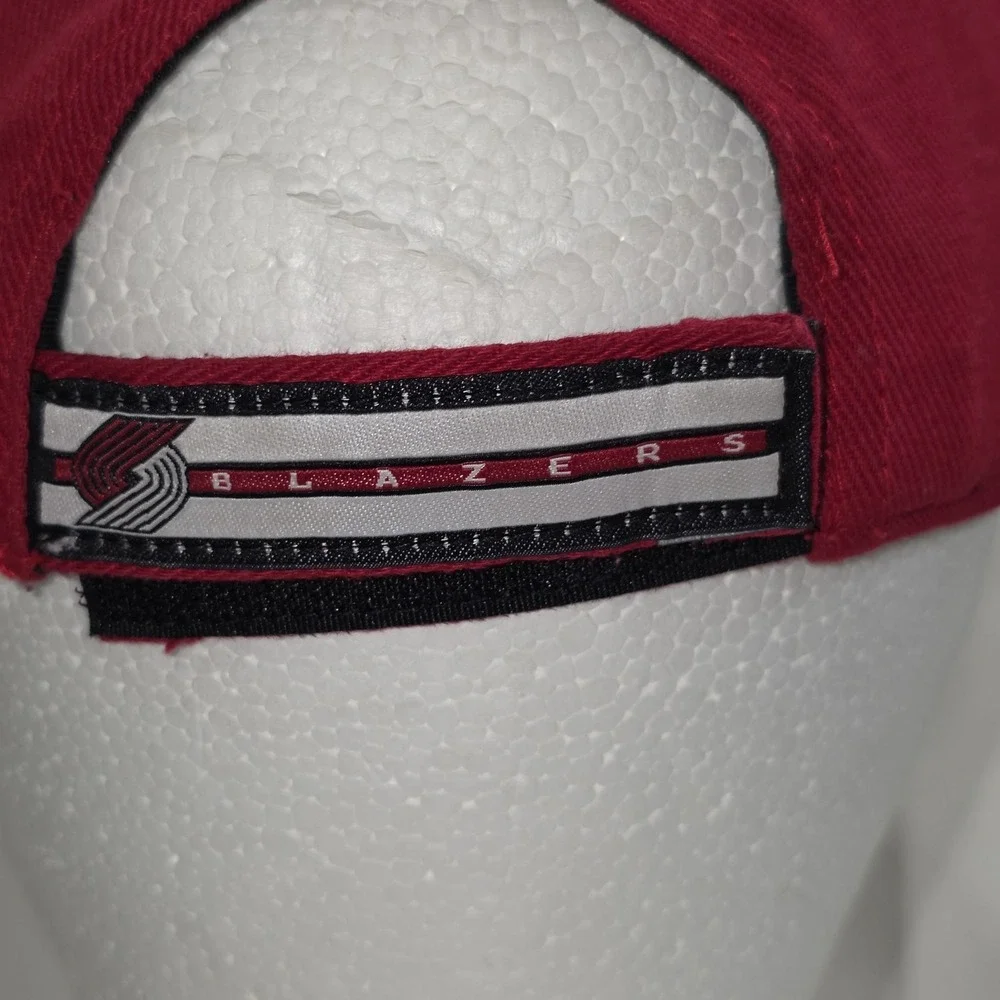 PORTLAND TRAILBLAZERS Kids Hat Red Adjustable Cap One Size Fan‎ Favorite NBA